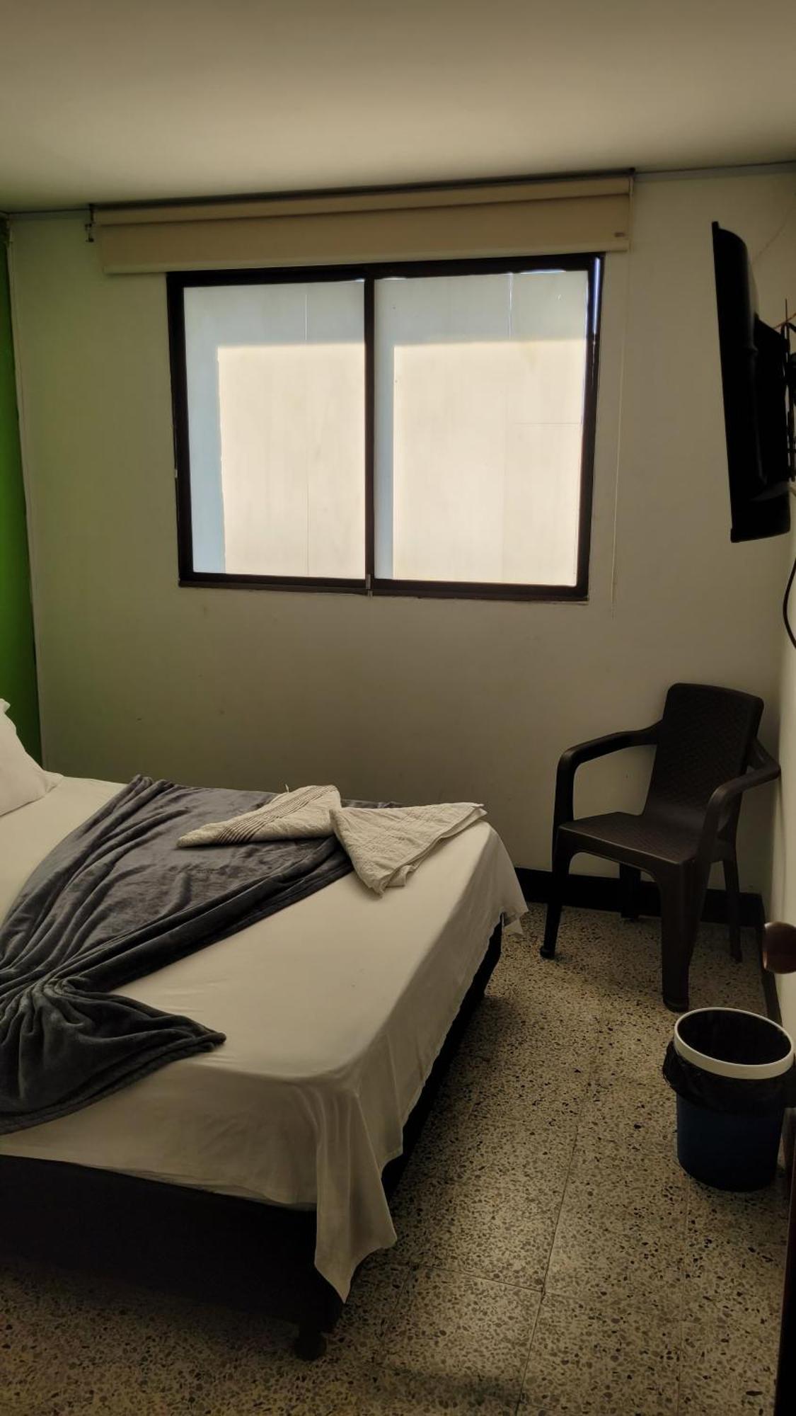Hotel La Avenida Guatapé Buitenkant foto