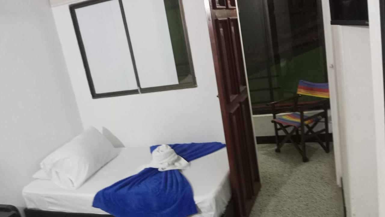Hotel La Avenida Guatapé Buitenkant foto